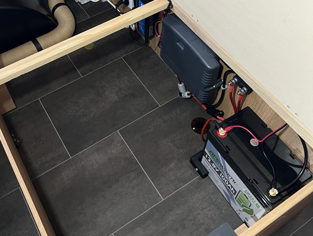 Elektroinstallation Dethleffs Truma Mover Smart M mit LFP