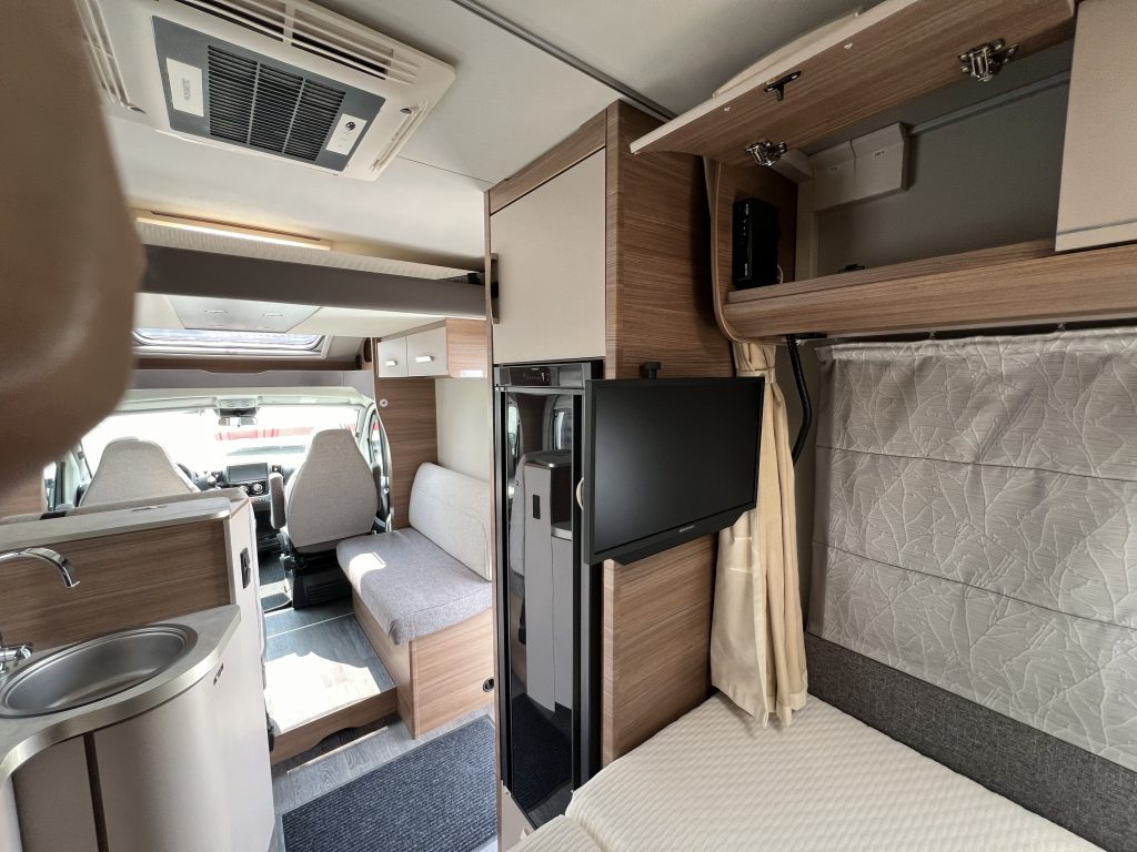 Wohnmobil-SAT-TV-Klima-Solar